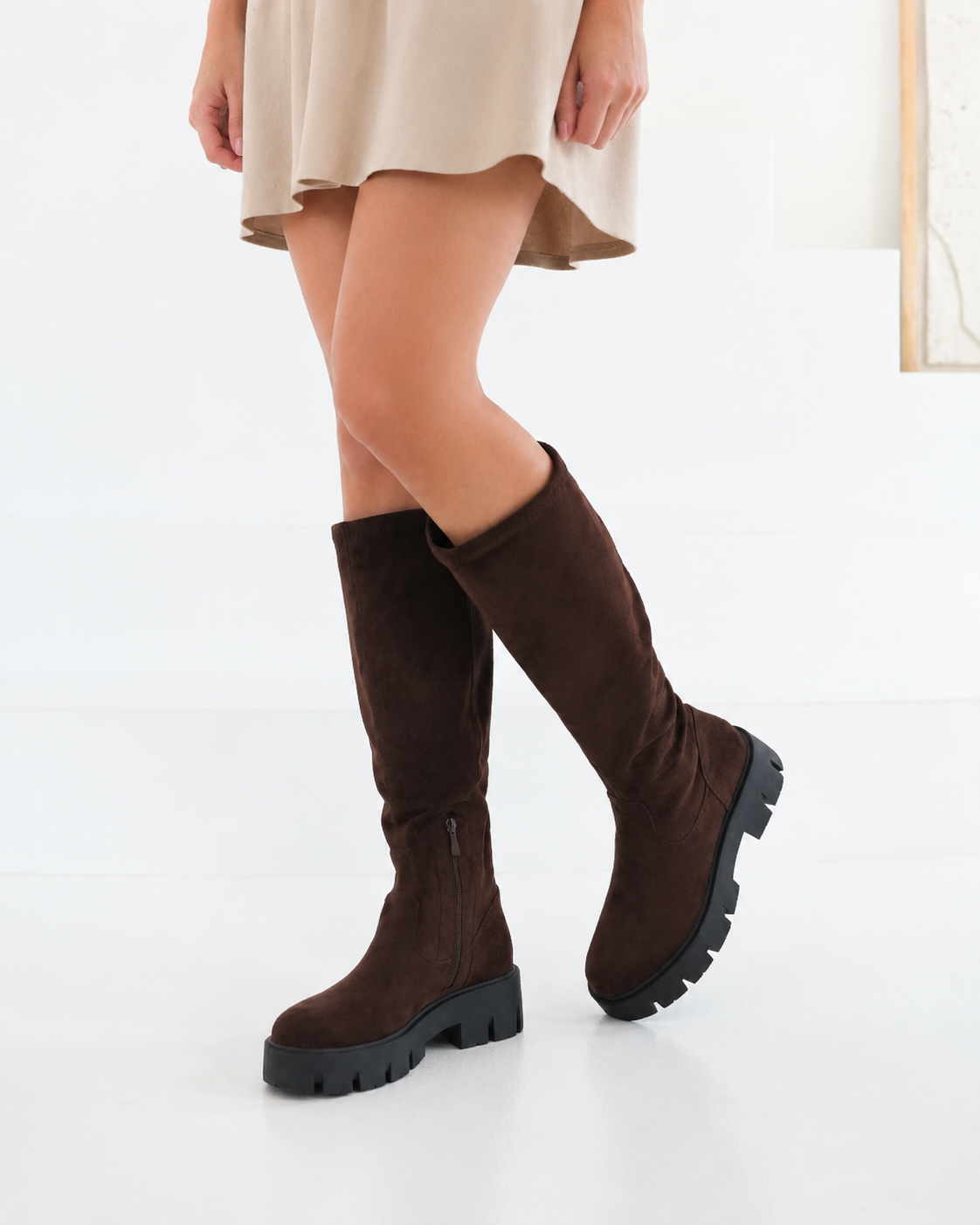 BOTAS ALTAS - TIPO BARCA - MARRON