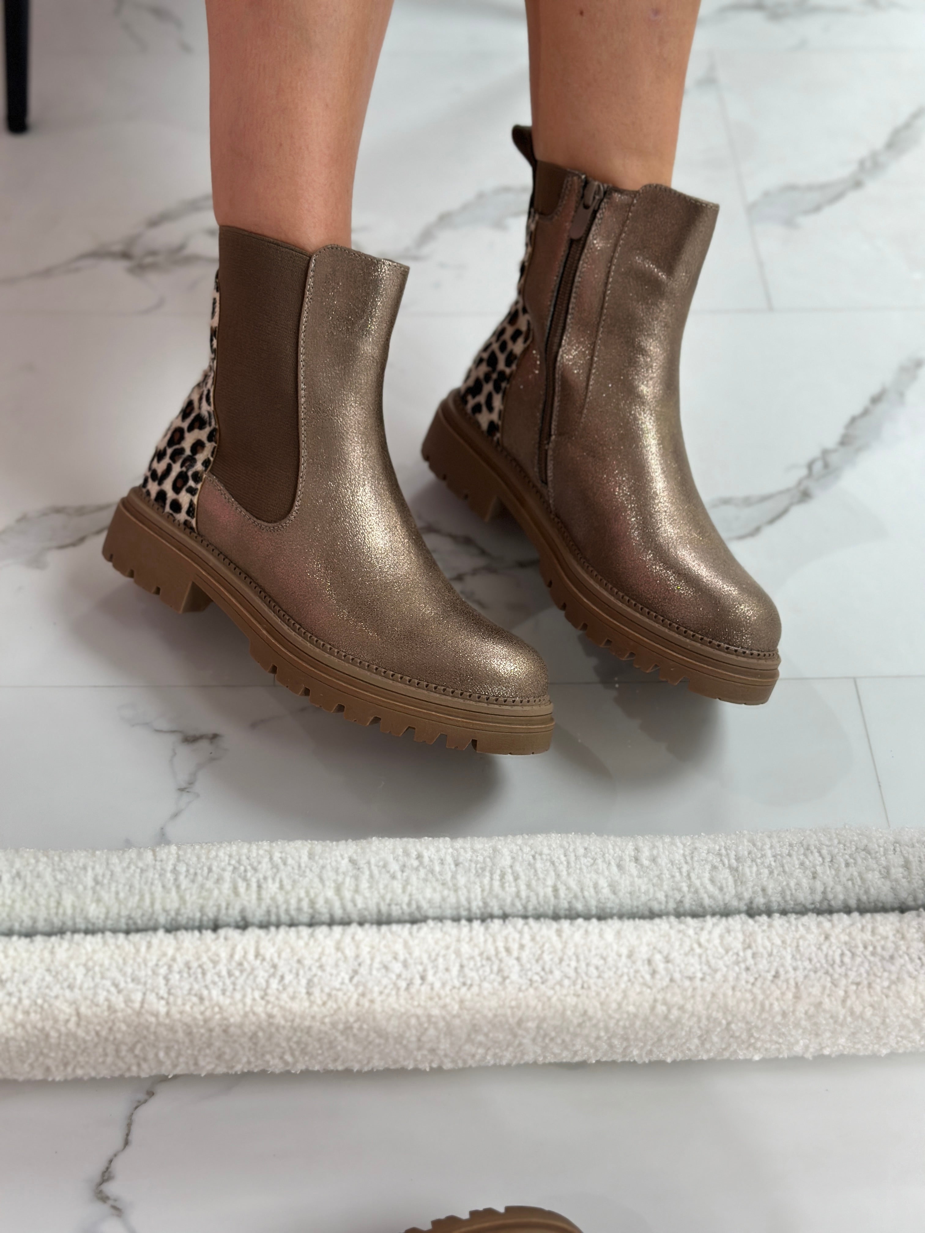 BOTAS COLOR TOPO