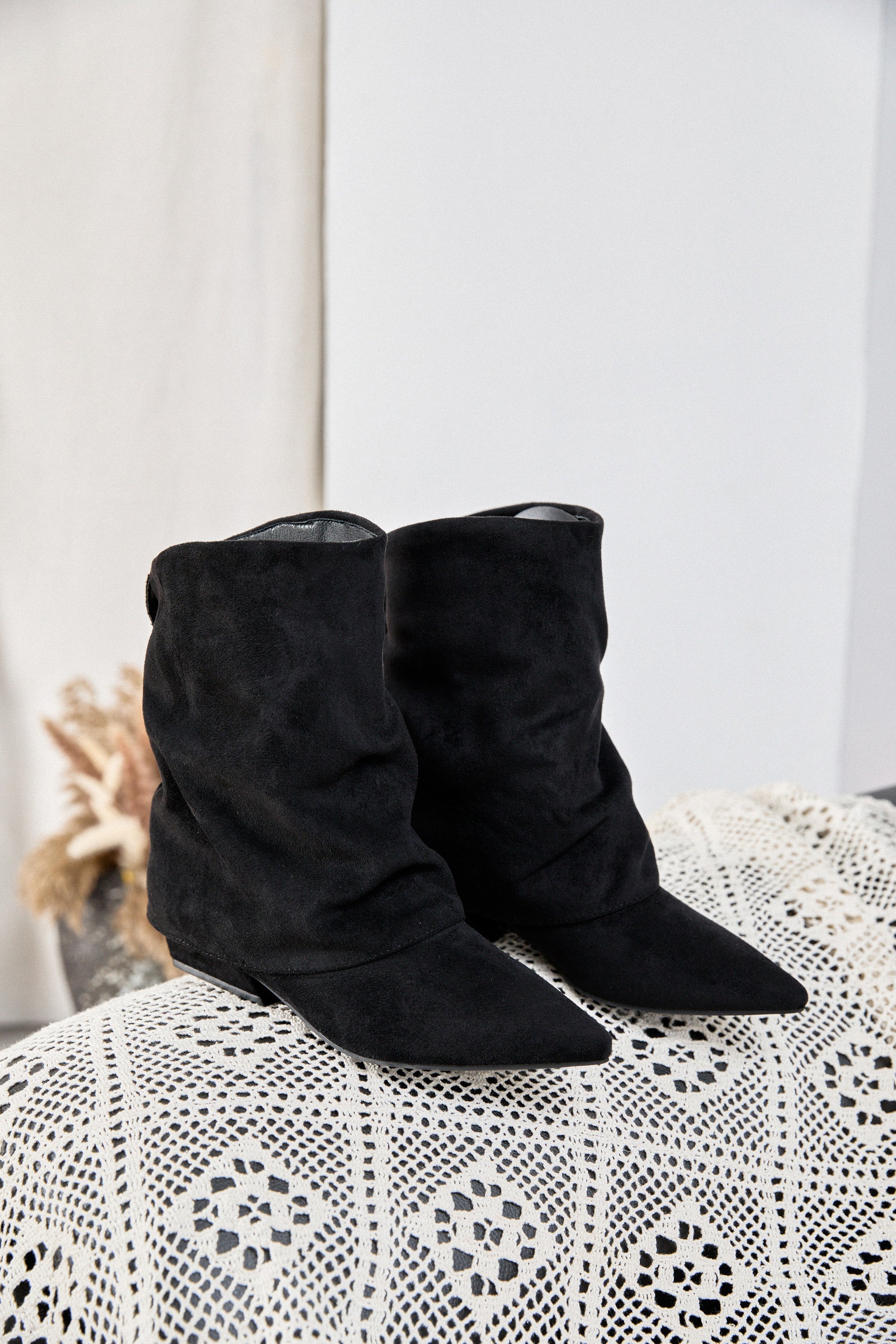 BOTAS NEGRAS