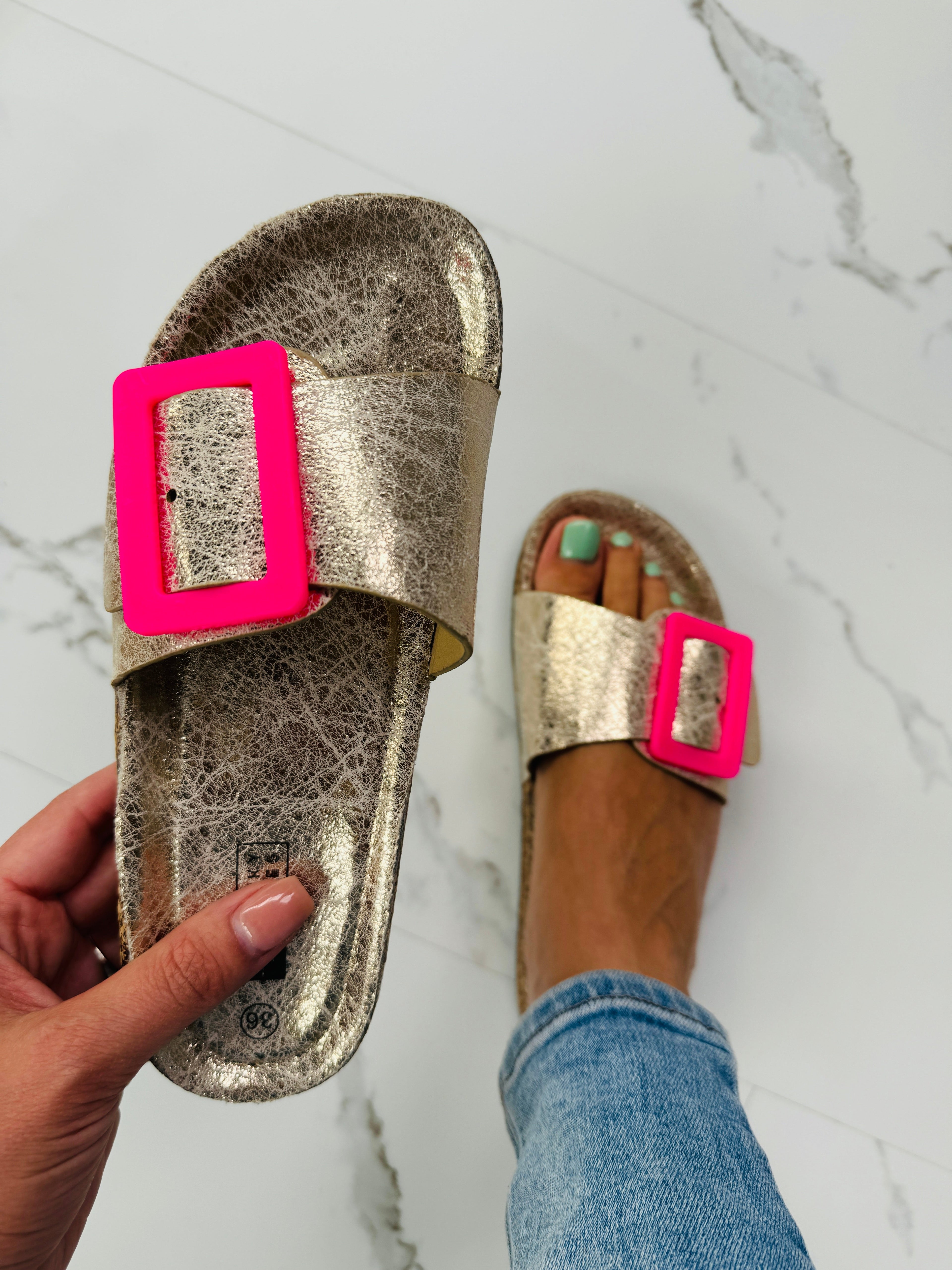 SANDALIAS TOQUE FUXIA - ESTILO MIAMI